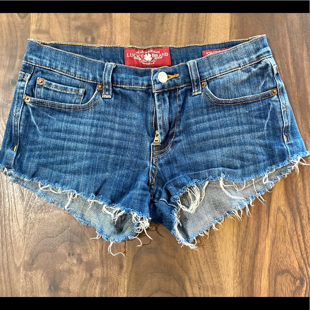 Lucky brand Jean shorts size 27